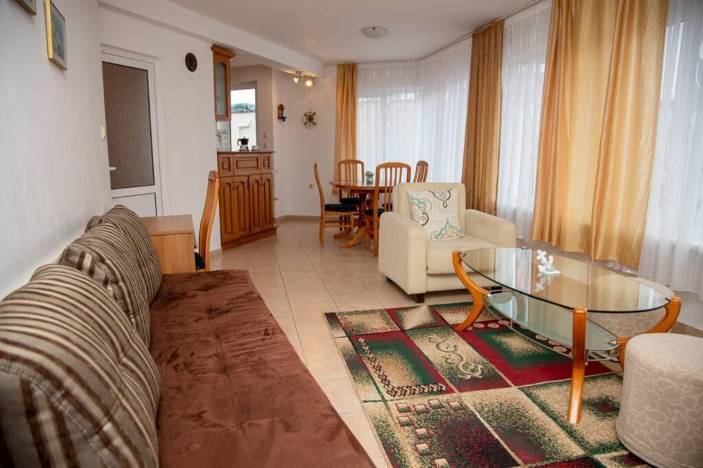 Convenient 1-Bedroom Flat Next To Harmanite Beach Sozopol Buitenkant foto