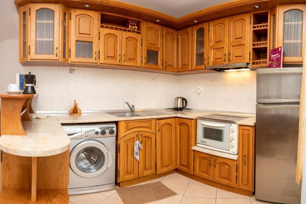 Convenient 1-Bedroom Flat Next To Harmanite Beach Sozopol Buitenkant foto